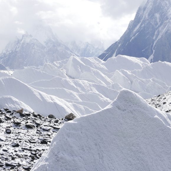 "Vele" del ghiacciaio del Baltoro - Foto Carlo Alberto Garzonio - Riproduzione riservata