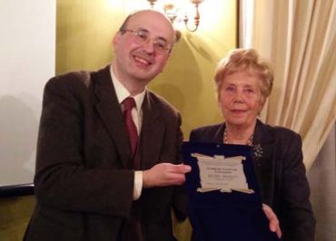 immagine Rita Pierini con Sergio Audano dell'Associazione Italiana di Cultura Classica Praemium Classicum Clavarense