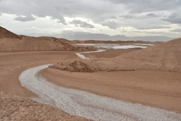 Depositi salini nell’alveo di un corso di acqua episodico (Shafiabad) iran