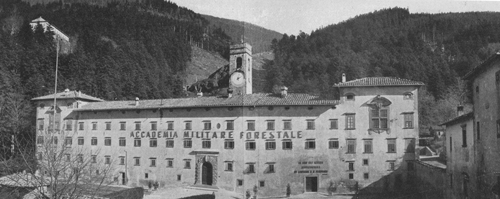 L’ Abbazia di Vallombrosa, sede estiva dell’Accademia Militare Forestale, dal 1938 al 1944. (Foto resa disponibile da Duccio Baldassini)