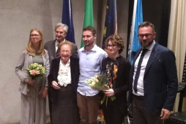 Eleonora Forzini riceve Premio Giovanni Lorenzin