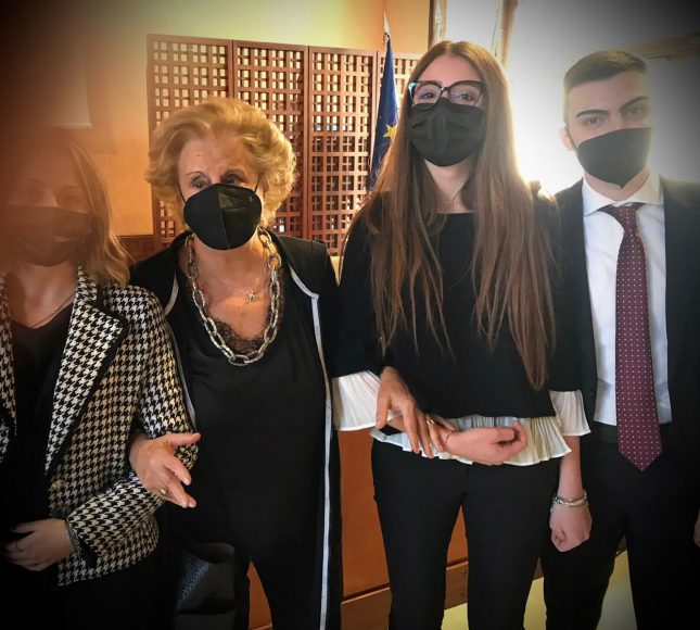 Maria Falcone assieme a Noemi Ritrovati, Giulia Maria Pia Rossi e Lorenzo Tombelli 