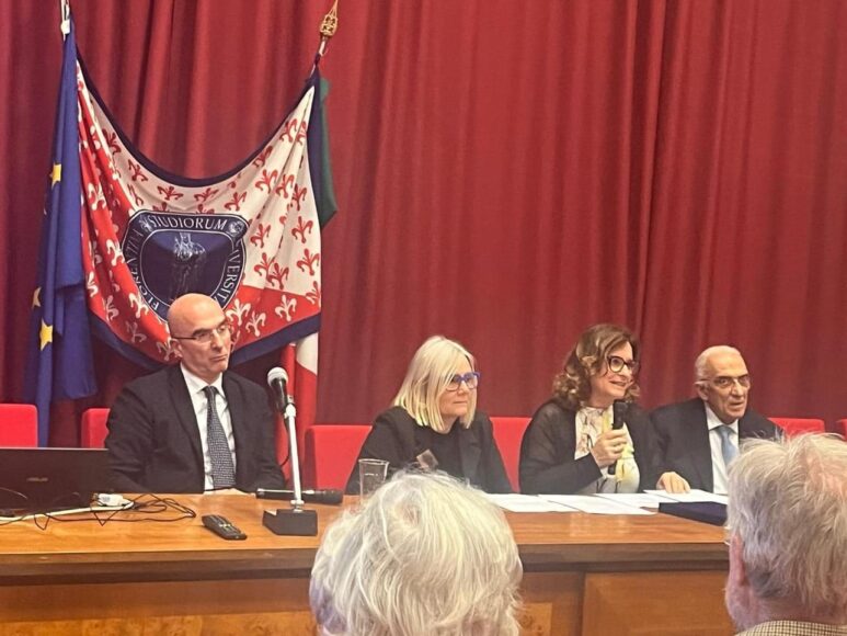da sinistra, Fabio Cianchi, Alessandra Petrucci, Betti Giusti, Gian Franco Gensini