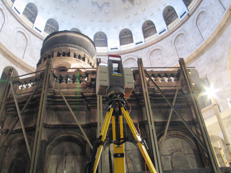 La Basilica del Santo Sepolcro, a Gerusalemme (GeCo Lab)