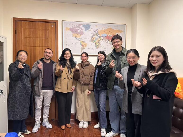Gli studenti del DSMC accolti dalla delegazione cinese a Chongqing