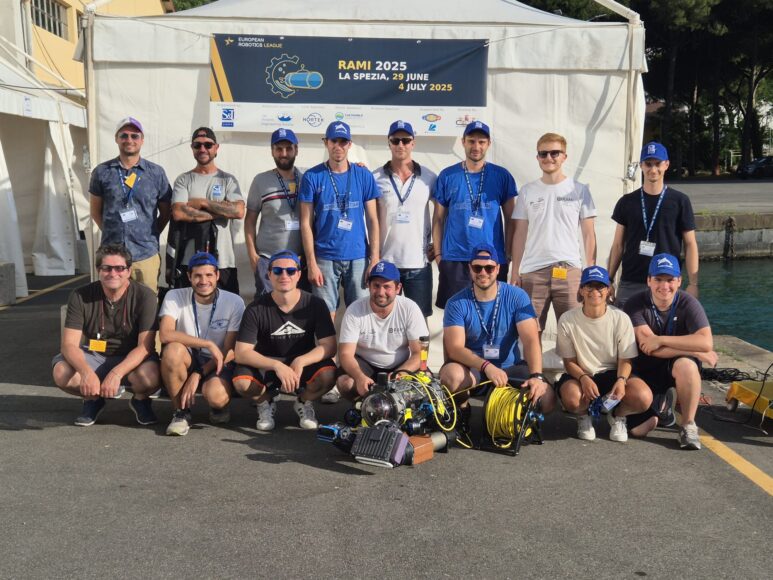 L'Unifi Robotics Team