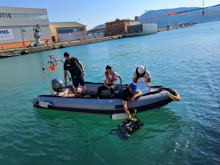 L'Unifi Robotics Team e il drone FeelHippo AUV
